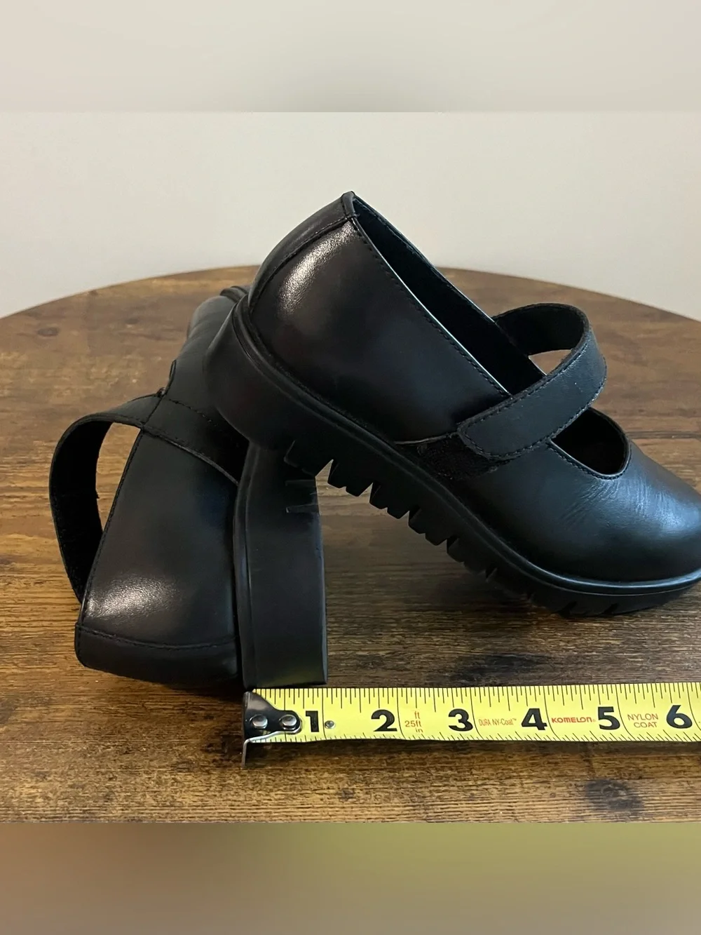 Pazitos Girls Black Mary Jane Shoes Size 32 Velcro Strap